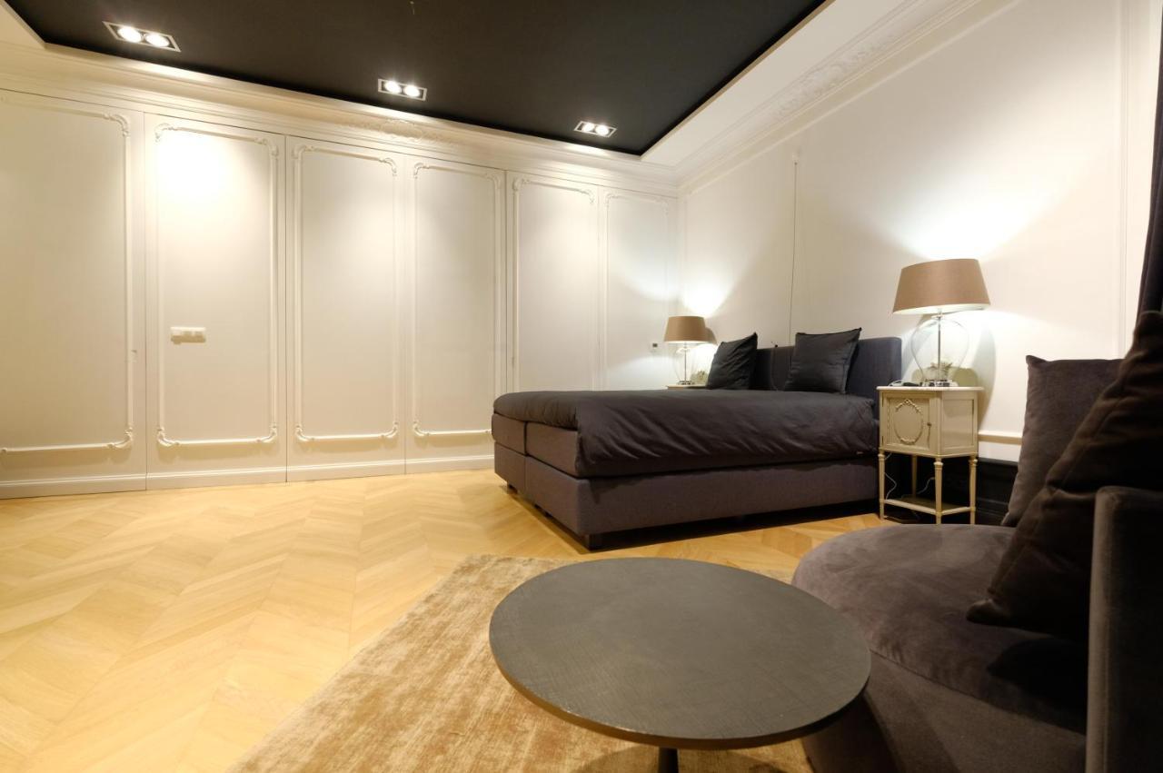 Suite La Duchesse Et Parking Prive Gratuit モンス エクステリア 写真